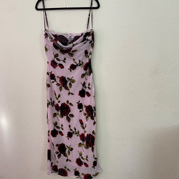HOUSE OF CB size S A-C 'Azura' Pink Devore Midi Dress floral velvet - Picture 2 of 14